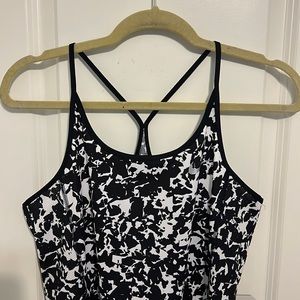 Nike Dri-Fit Tank size M